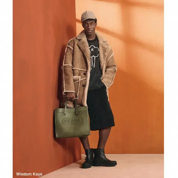 Field Tote Bag 40 In Signature Denim - Picture 6 of 6